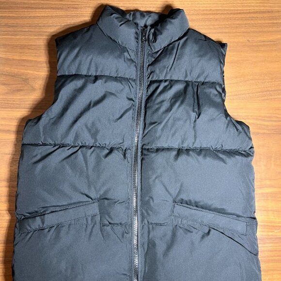OLD NAVY Water-Resistant Quilted Puffer Vest for Girls - Picture 1 of 4